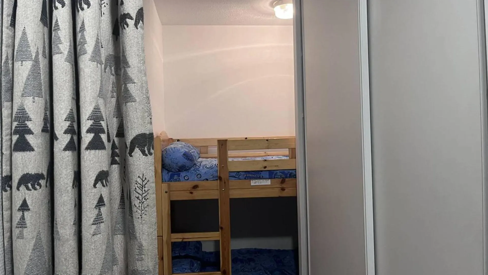Charmant Appartement A Cauterets Avec Balcon Et Parking Prive - Fr-1-812-30